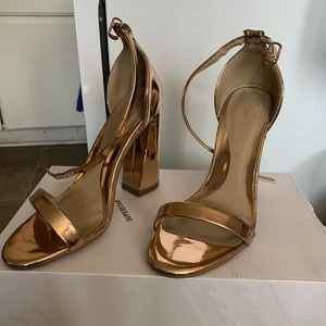 MISGUIDED Rose gold pumps Sz 6